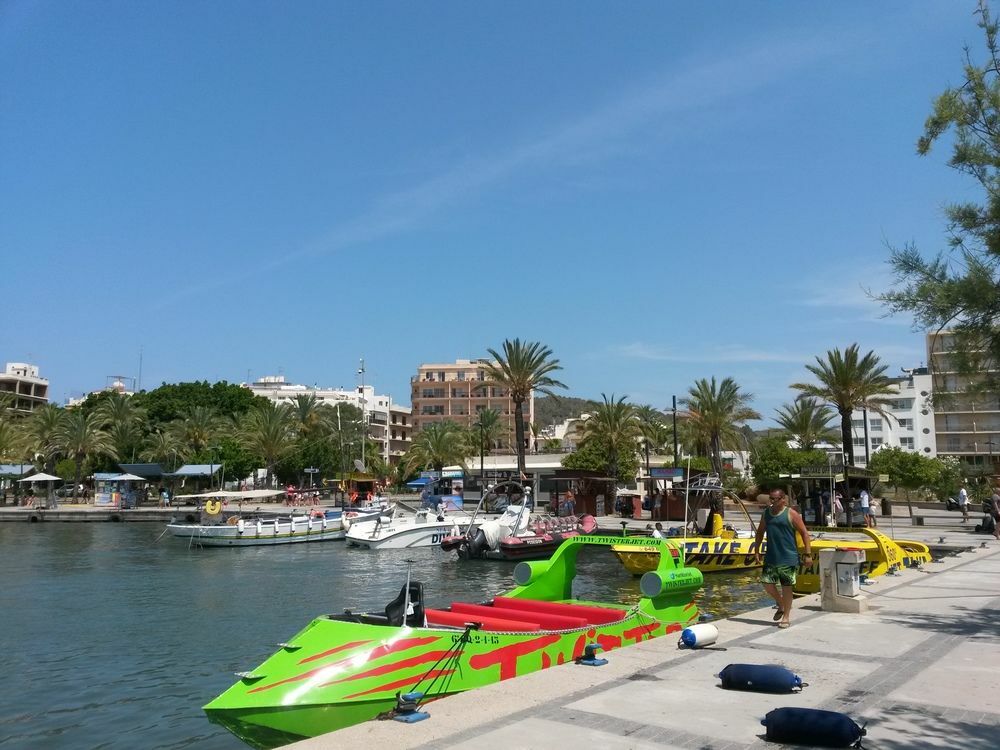 The Red Hotel By Ibiza Feeling - Adults Only San Antonio Kültér fotó