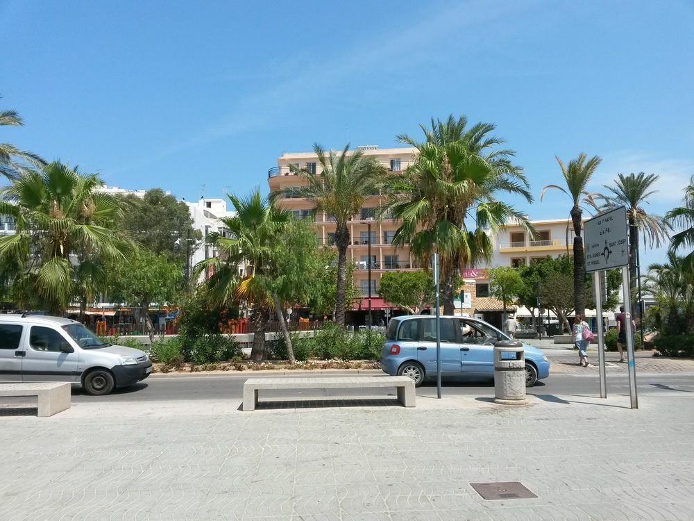 The Red Hotel By Ibiza Feeling - Adults Only San Antonio Kültér fotó