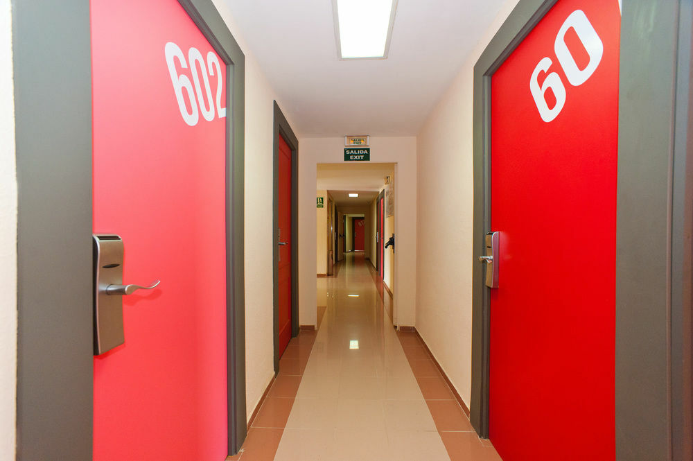 The Red Hotel By Ibiza Feeling - Adults Only San Antonio Kültér fotó